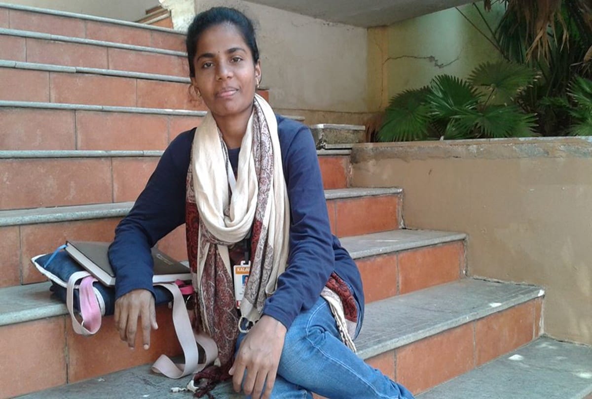 this female journalist comes from a community where girls are not allow to go to school