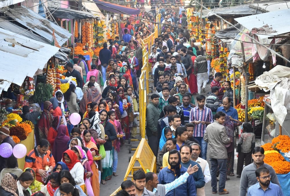 see how yogi adityanath celebrated mahashivratri.