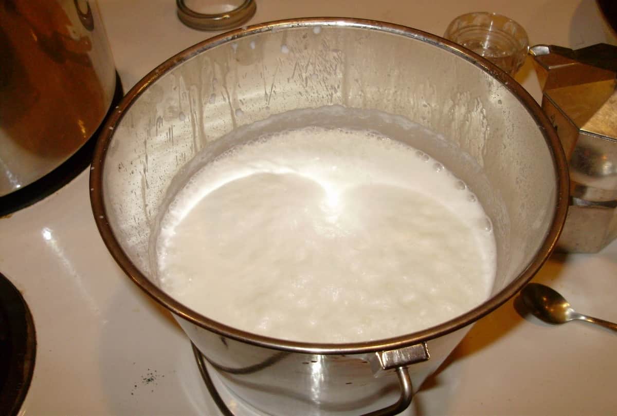 milk price is less than water rate at uttar pradesh this place