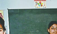pradaanmantri ke samvaad ke liye school me lagenge tv