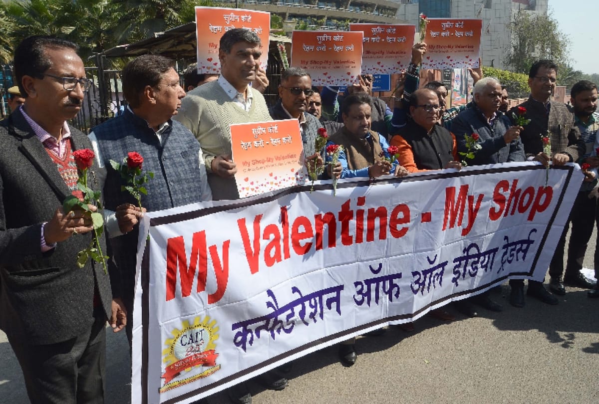 sealing: traders protested on valentines day with slogan my shop my valentine