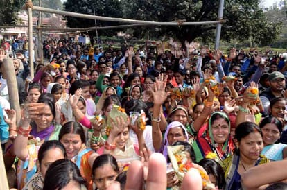 maha shivaratri festival second day in varanasi