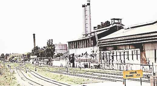 Sugar produces much, low lifting, crisis over payments