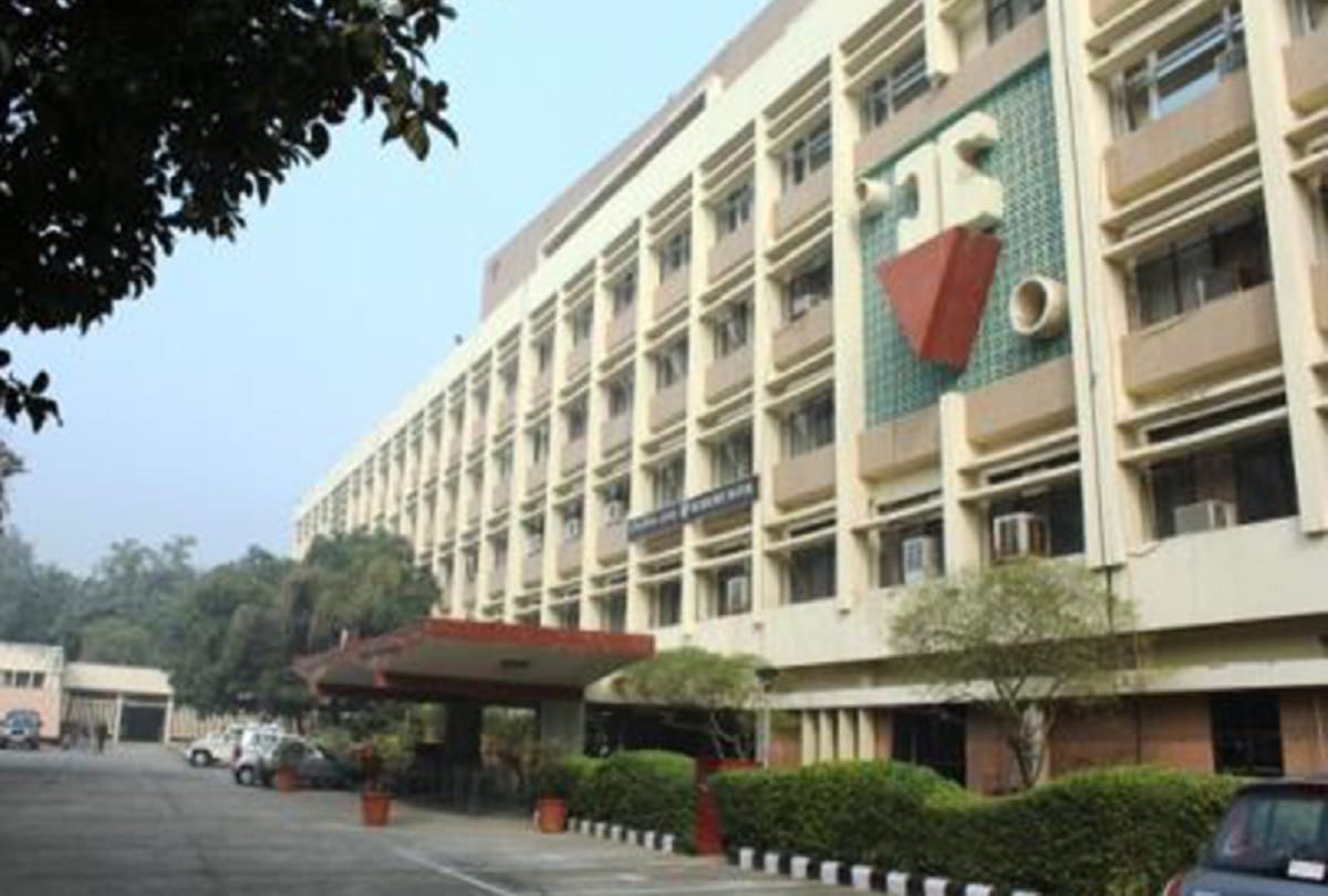 national institute of health and family welfare professor