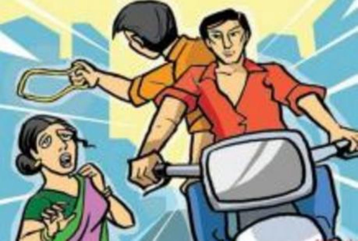 woman Looted in kanpur market