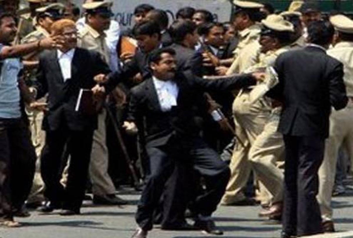 criminal run from kanpur court