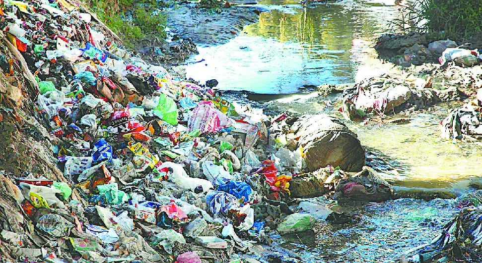 Drainage of sewerage in drinking water