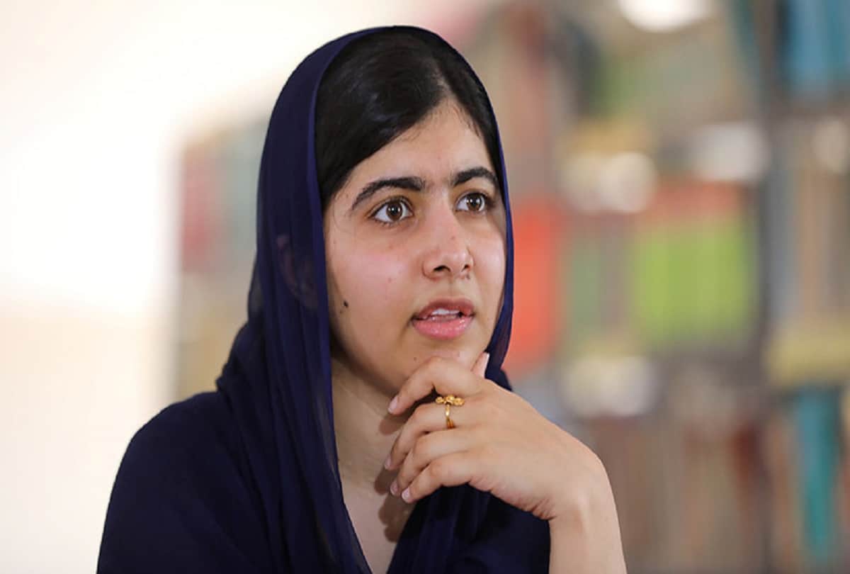 malala yousufzai to watch film padman on special screen soon 
