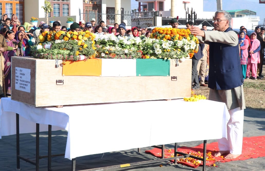 Sunjwan attack rakesh raturi was killed a terorist before martyr