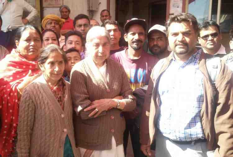 pakistani hindu people tweet to sushma swaraj for pm modi help