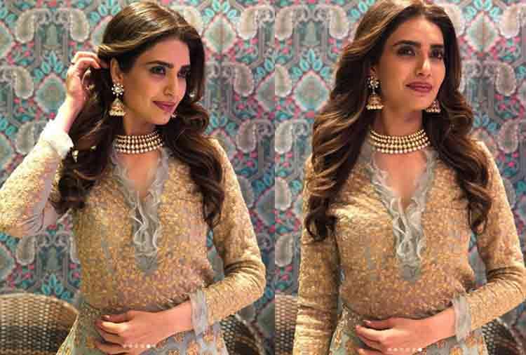 karishma tanna traditional photoshoot in lehanga goes viral on instagram