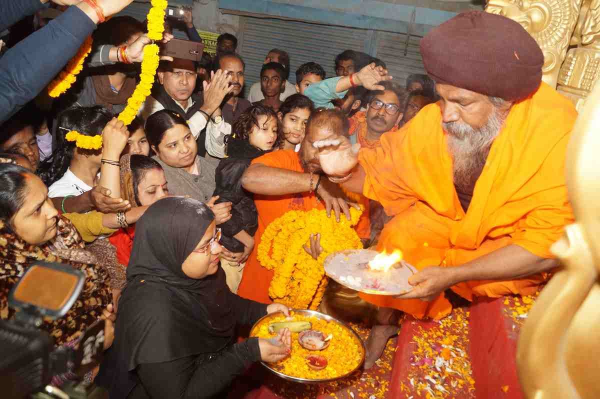 Ram rajya rath yatra arrived in varanasi before rss chief come