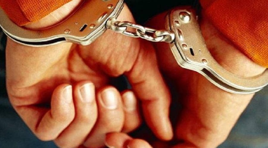 up : accused arrested, a pistol and cartridge recovered