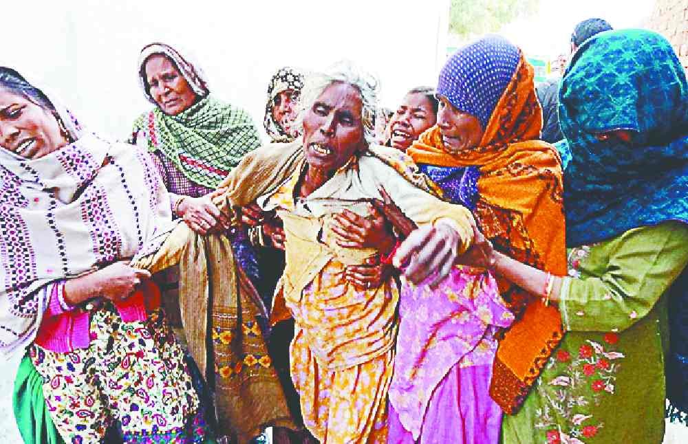 Two people died after drinking alcohol in shamli