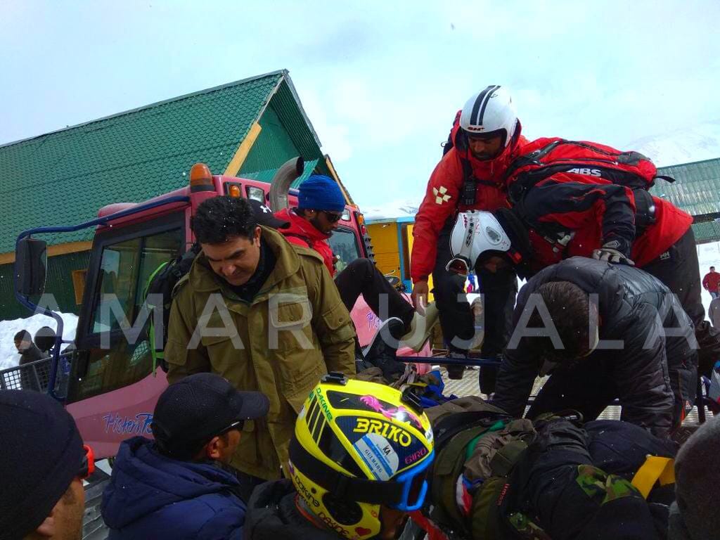 One Russian skier has come under avalanche in Gulmarg and died