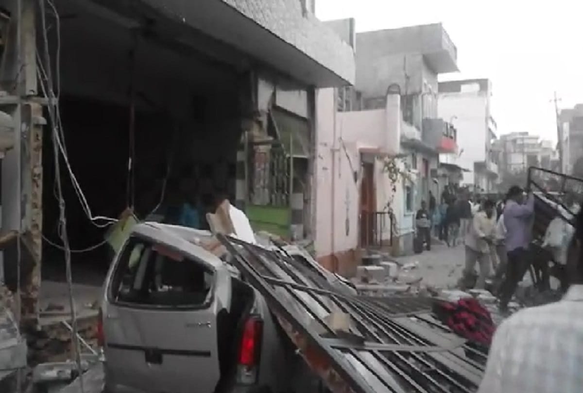 Gas cylender blast in bewar Rajasthan, three injured