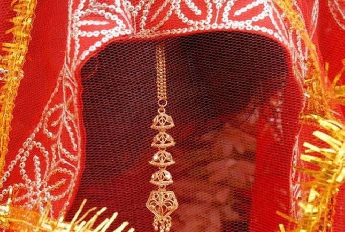 A village in Bihar where girls not getting married due to monkeys Incitement 