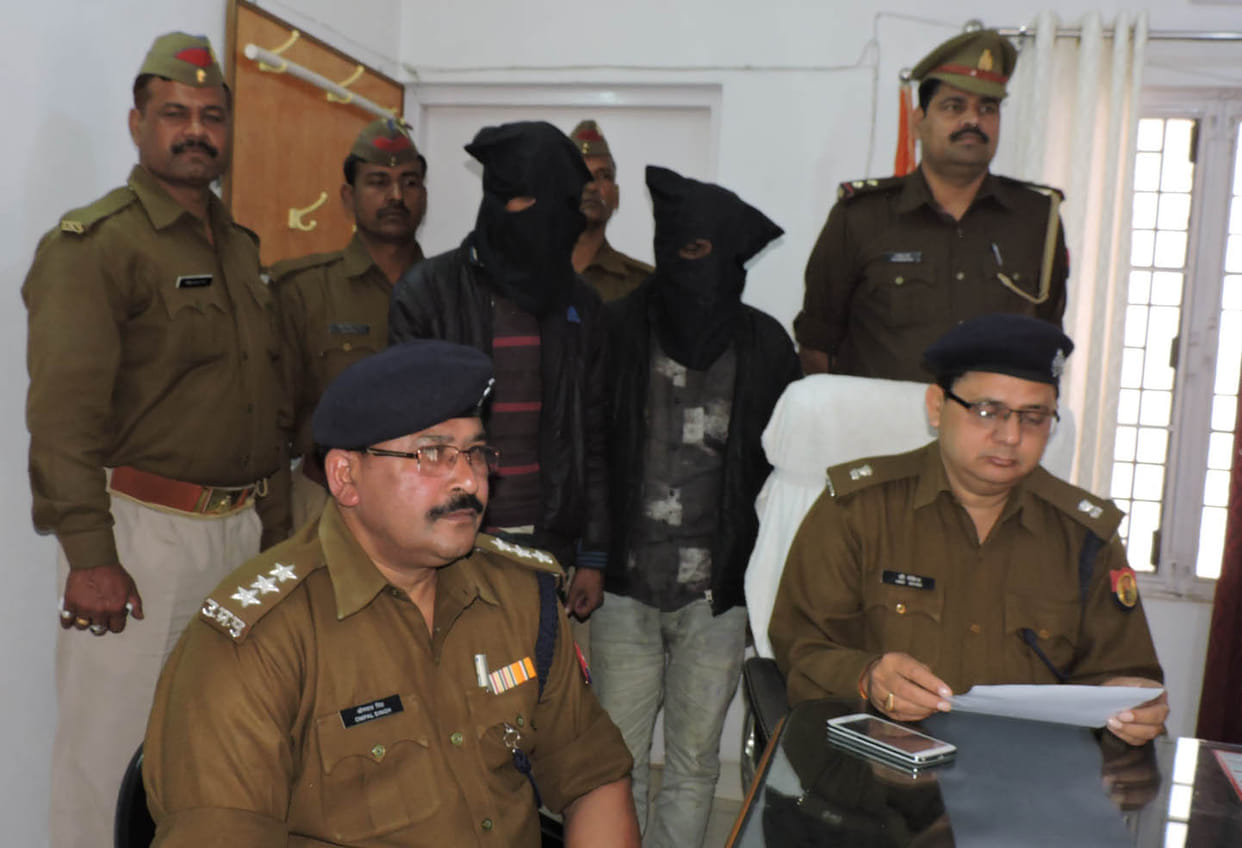 woman disclosure of robbery