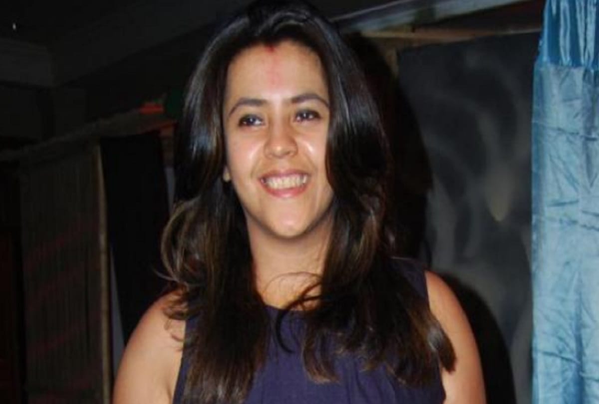 ekta kapoor takes on trollers for viral news on sridevi death