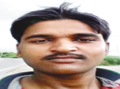 The young farmer hanged when the crop was destroyed