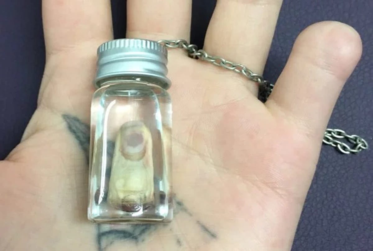 this women cuts off her finger and turned it into a pendant