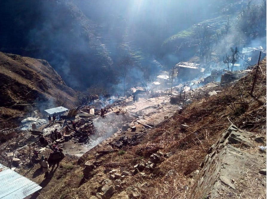 Whole village caught fire in uttarkashi photos
