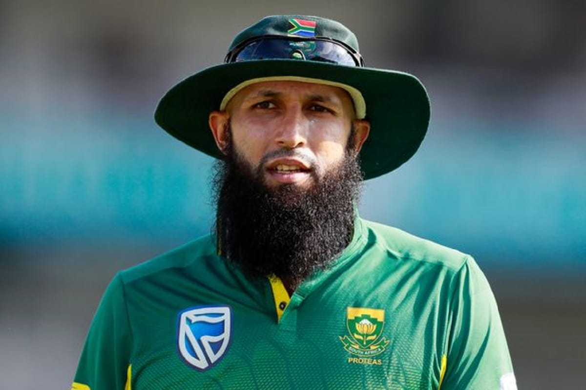 County Championship, Amla scored 37 runs in 278 balls