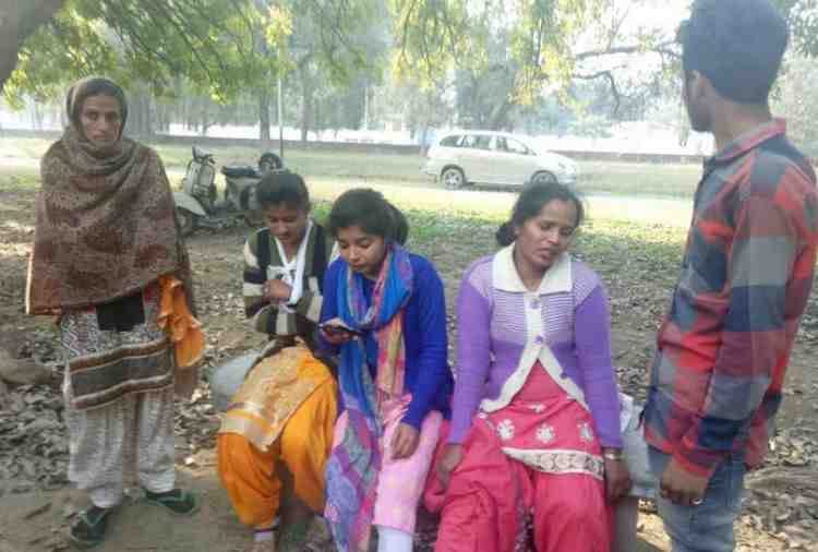 two iti students killed in mini bus accident in hoshiarpur