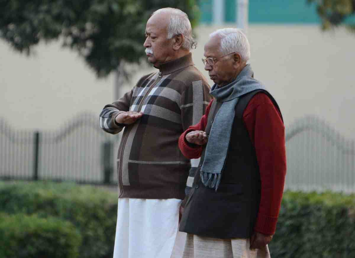 sangh samagam in kashi rss chief says that Swayamsevak work for nation