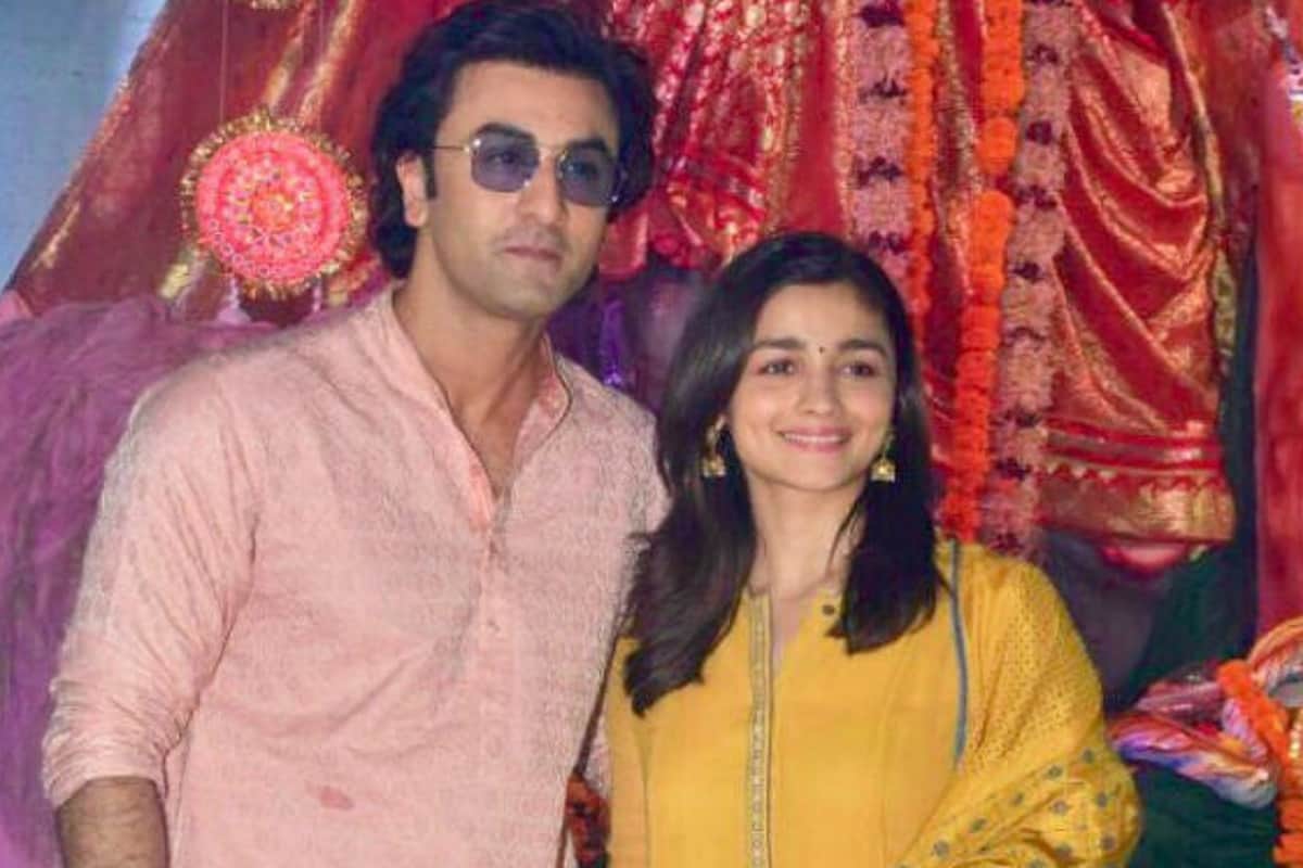 Trainer shares cute selfie with Ranbir Kapoor and Alia Bhatt from the sets of Brahmastra 