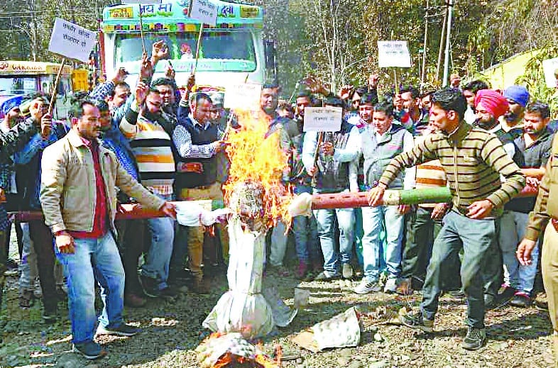 Forcible transporter, attempting mining in Nandhaur