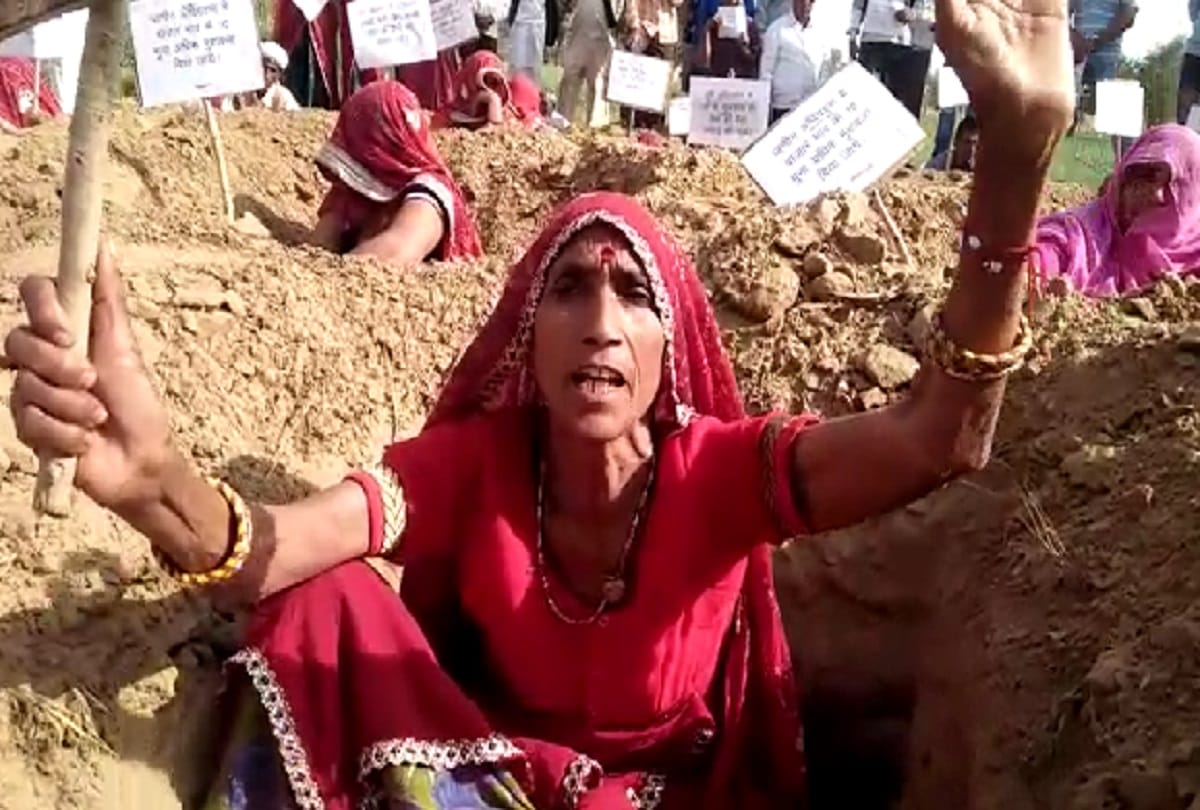 On the brink of starvation people left this tribal area of Gujarat