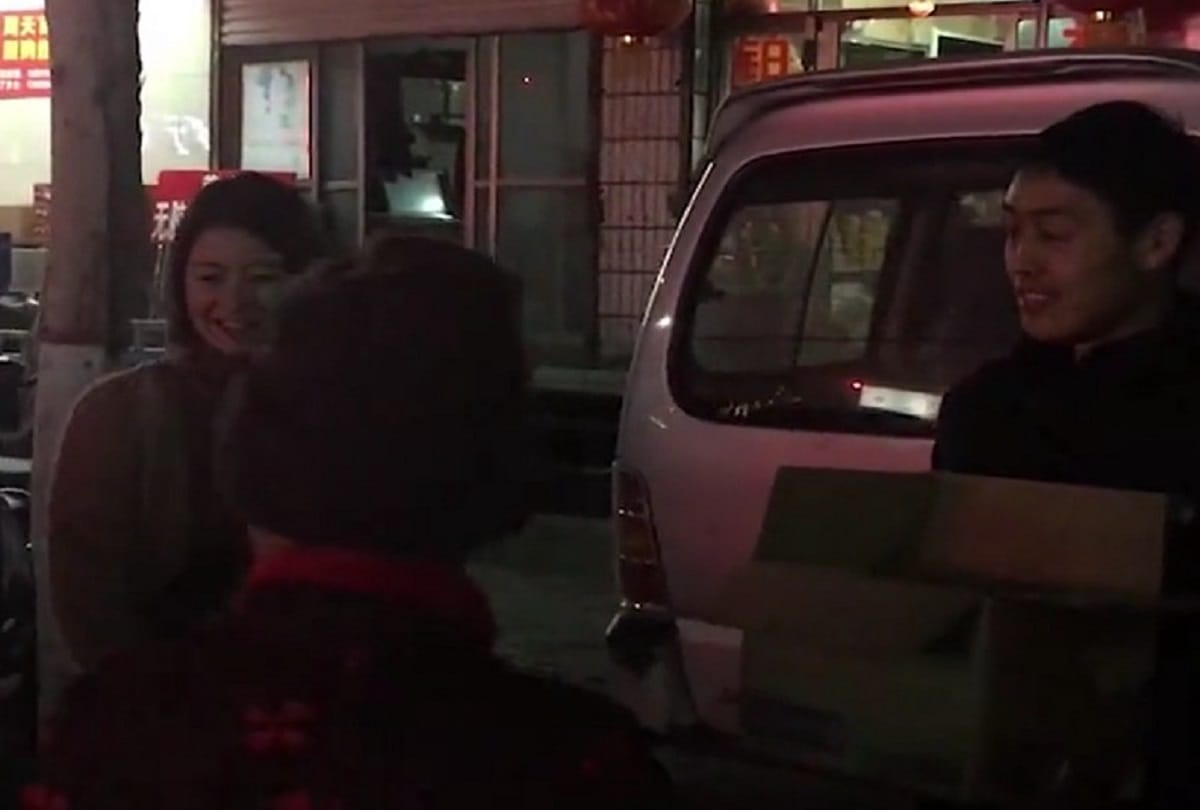 Chinese Women Returns 100 Soap Bars To Shop From Where She Shoplifted A Soap Bar 18 Years Ago