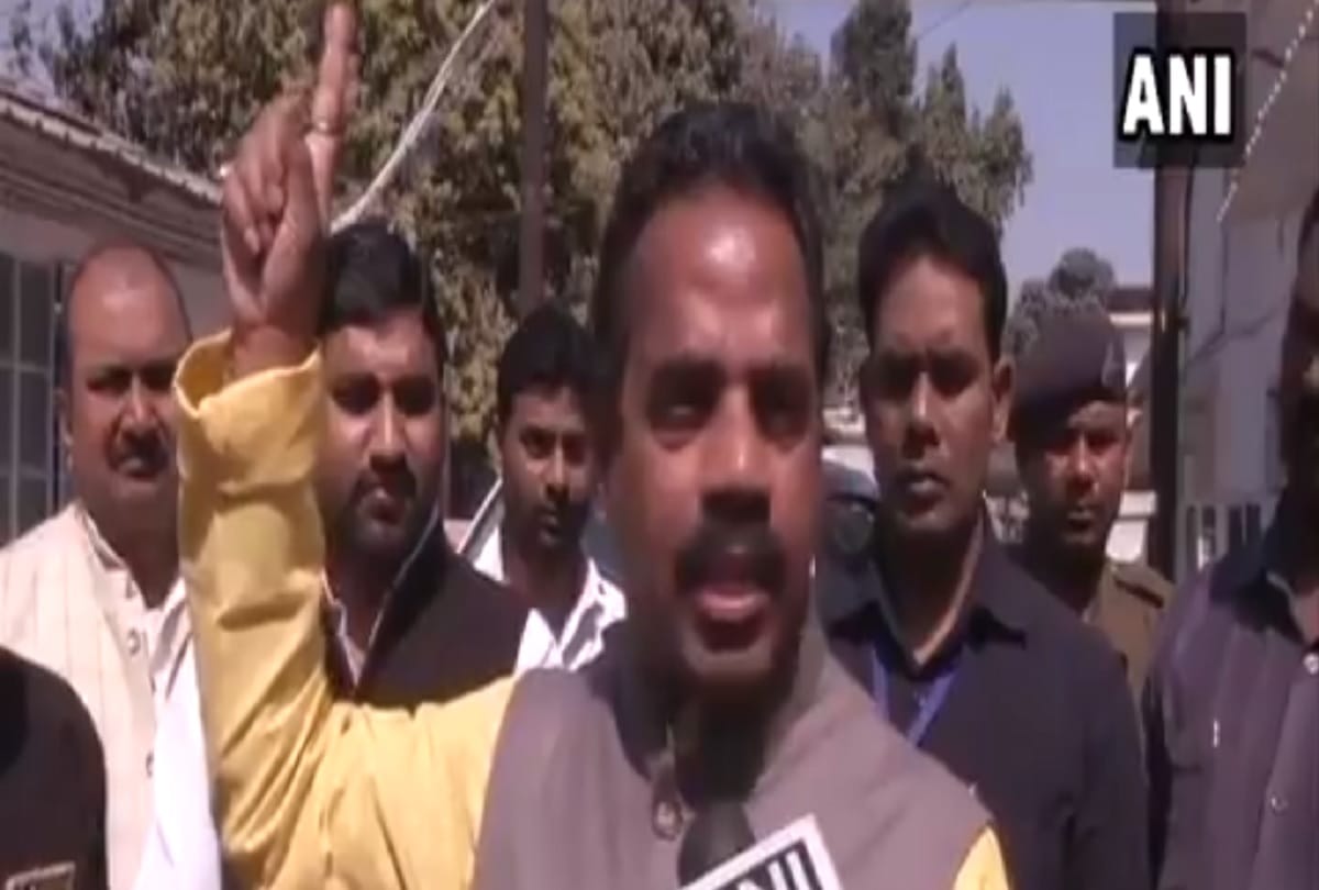 bjp minister and bjp mla binod kumar singh gives controversial remark on martyr crpf jawan Mujahid