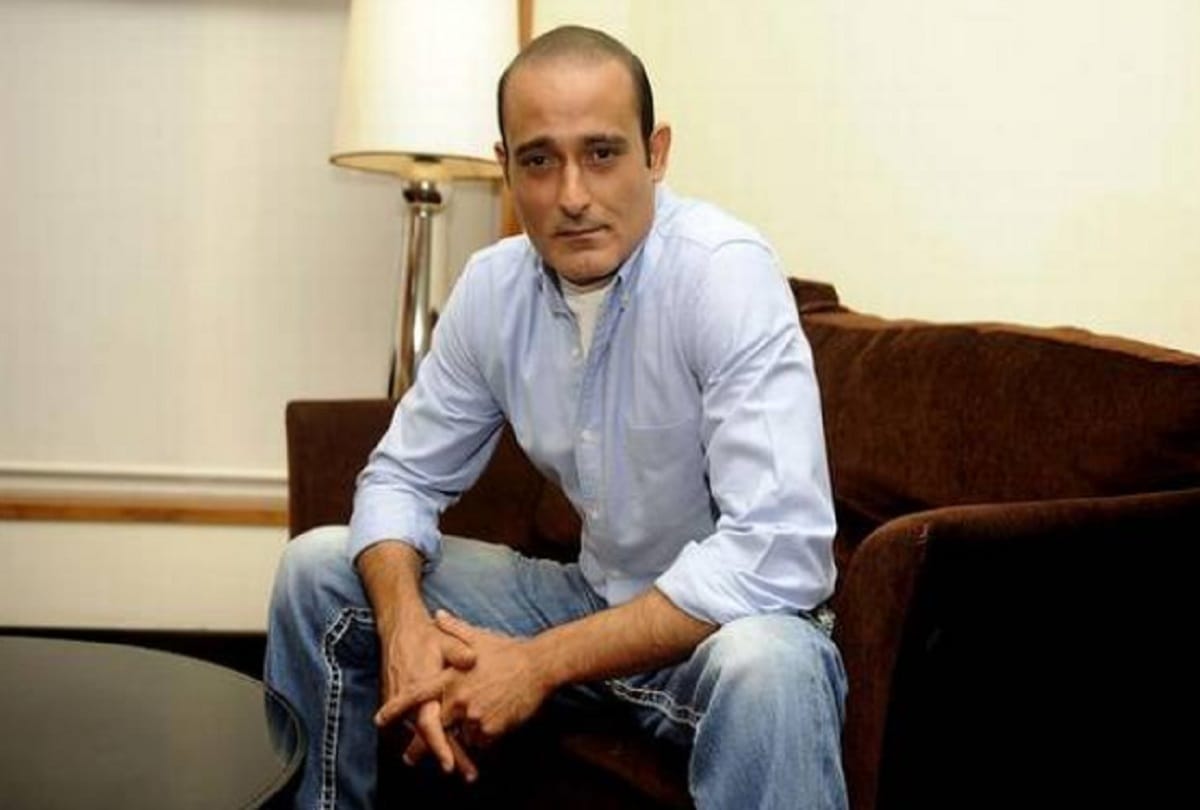 Bollywood Actor Akshaye Khanna talks about father vinod khanna and Osho