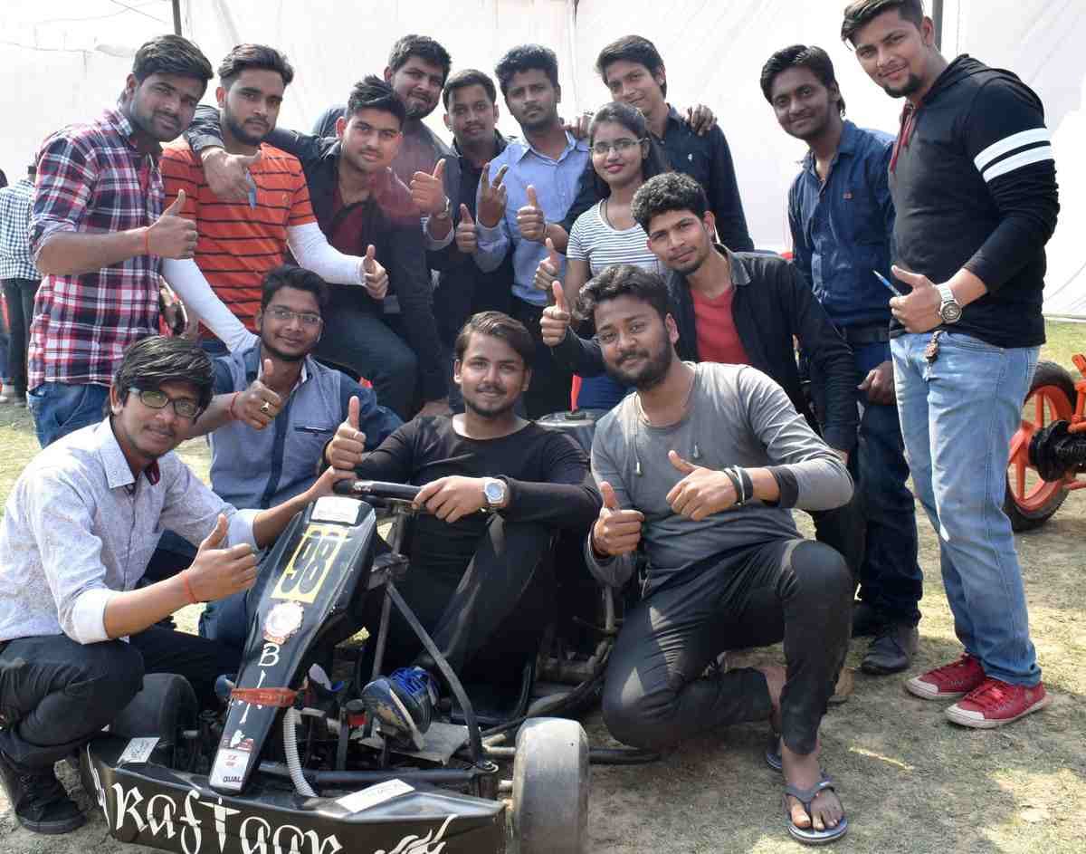 IIT BHU technex 2018 see the photos of second day
