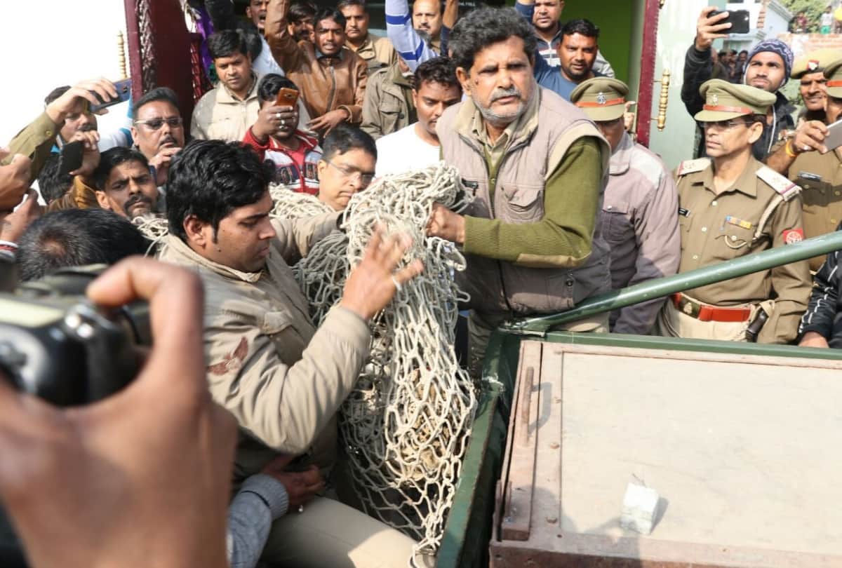 SHO shot leopard in lucknow