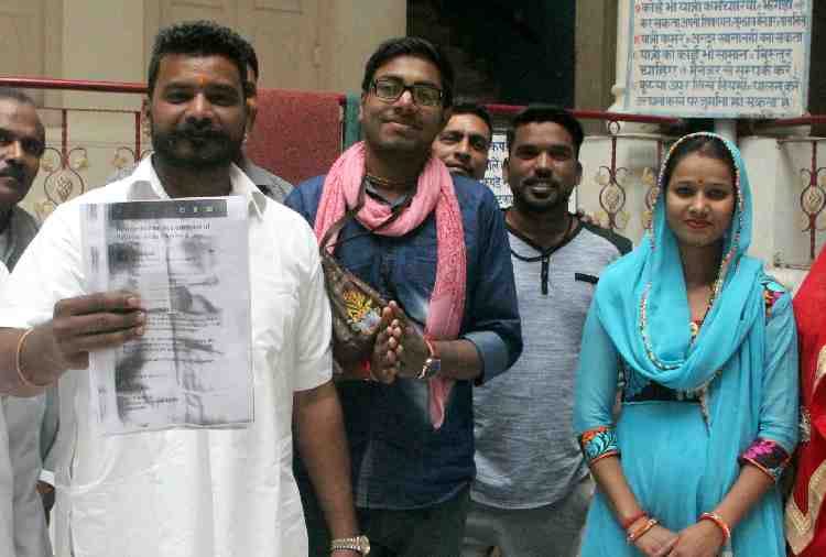 indian government extended pakistani hindu family visa time
