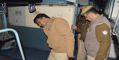 Shalimar Express stirred the bomb information, checking in 22 trains
