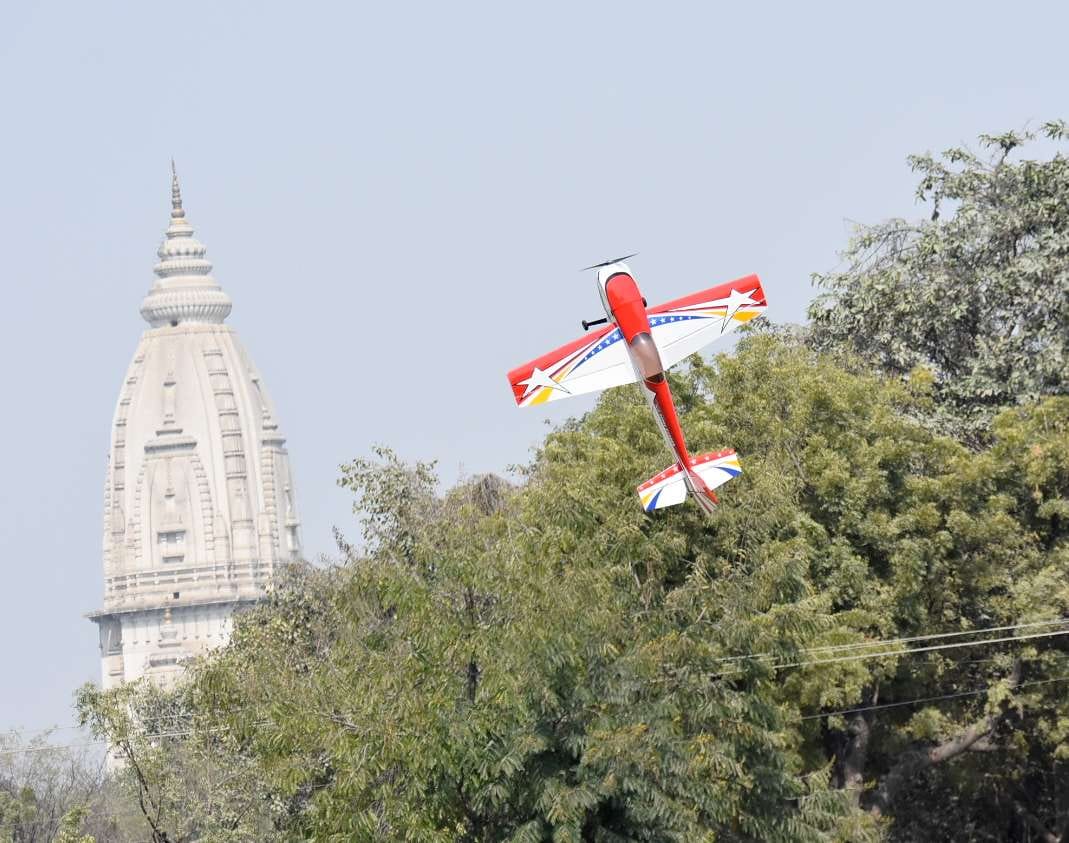 plane rocket and drone show in iit bhu technex 