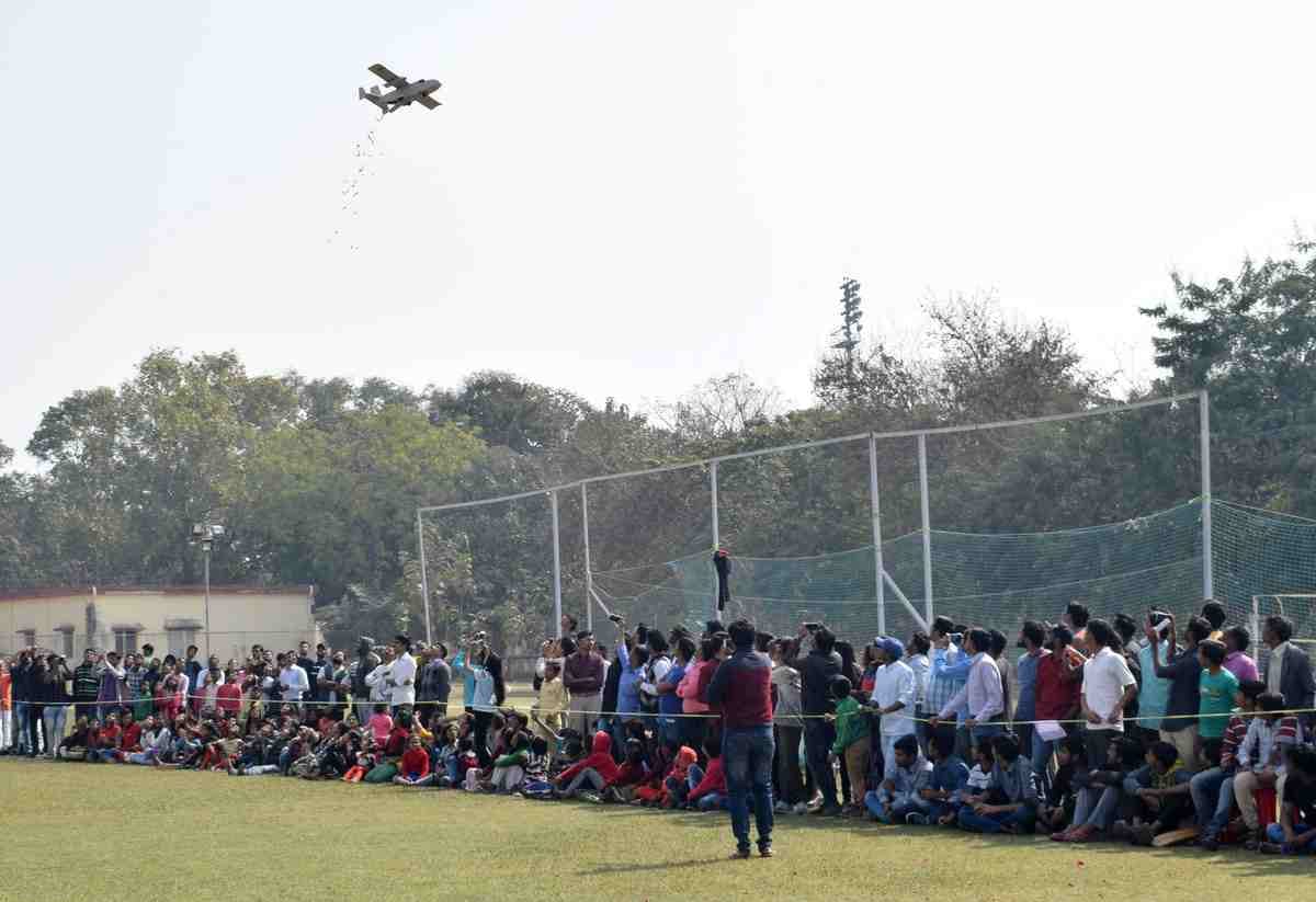 plane rocket and drone show in iit bhu technex 