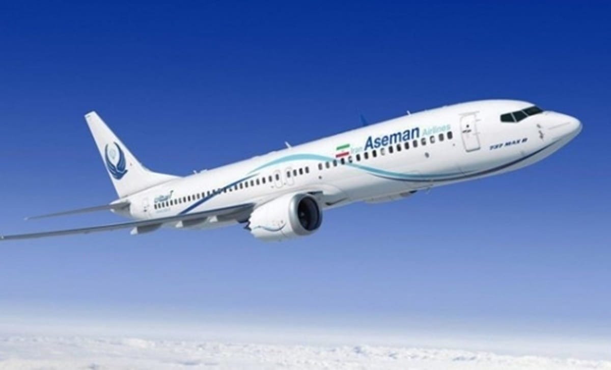 Passenger plane carrying 66 peoples crashed in central Iran