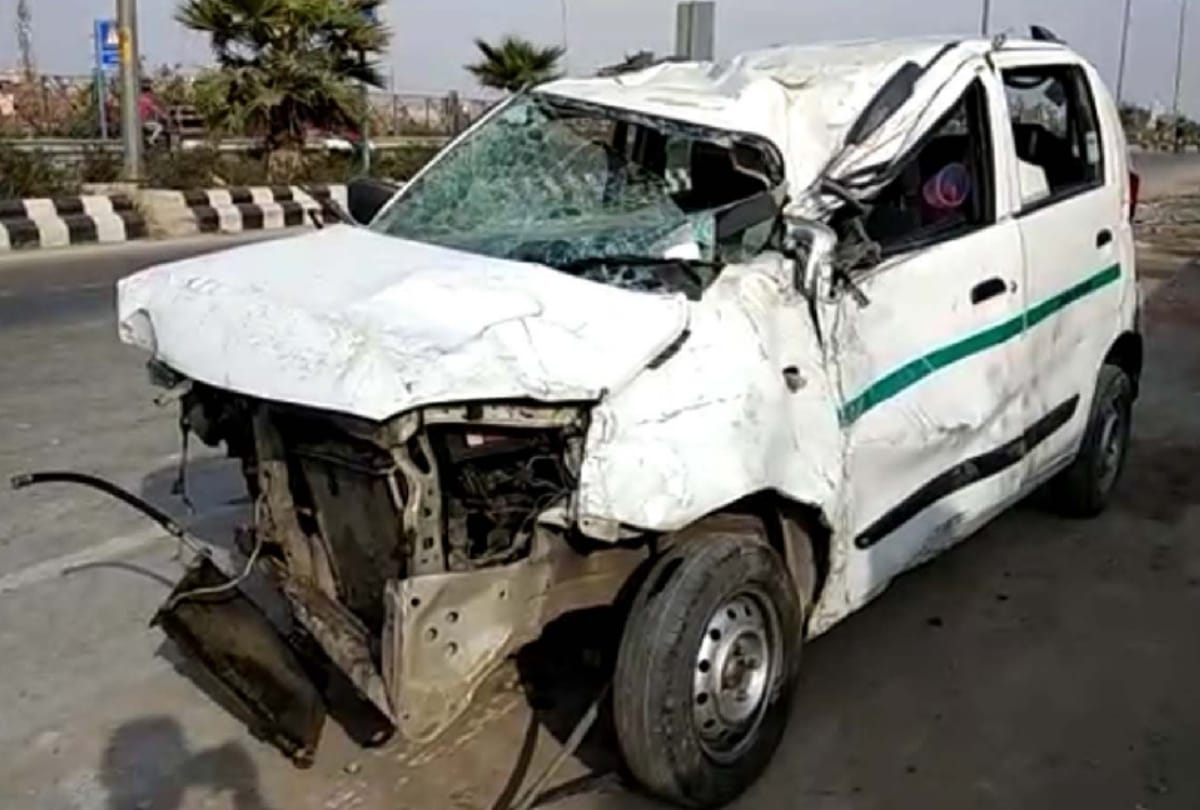 wagon r met with an accident when hit a divider