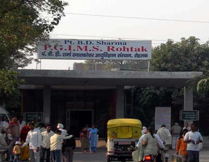 girl swallowed poison with boy friend on marriage day in rohtak