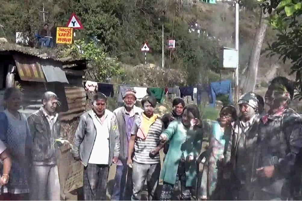 Holi 2018 Unique tradition Losar In uttarakhand