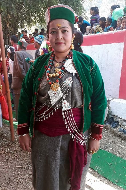 Holi 2018 Unique tradition Losar In uttarakhand