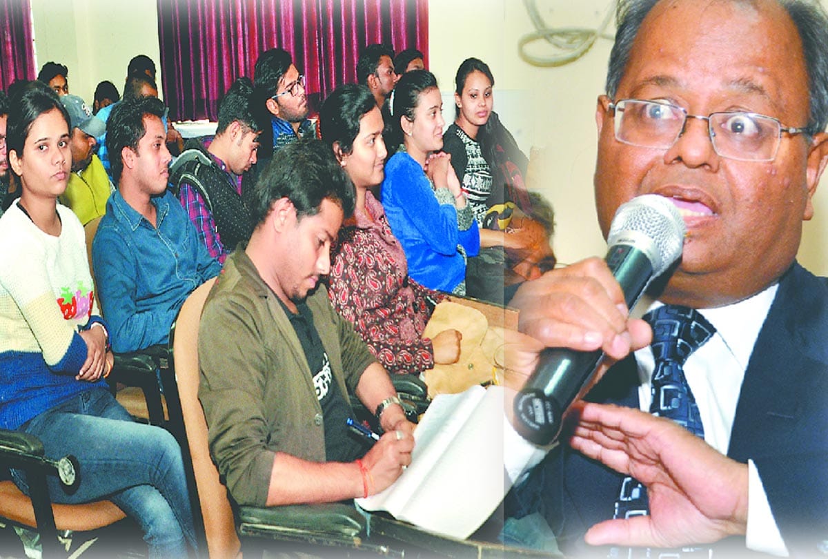 Arun Prakash gave tips in the 'A Startup Nirman' program
