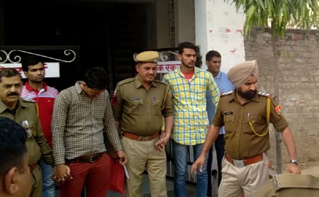  Rajasthan Post Master exam munna bhai arrest in jaipur cheating with Micro Bluetooth and mobile