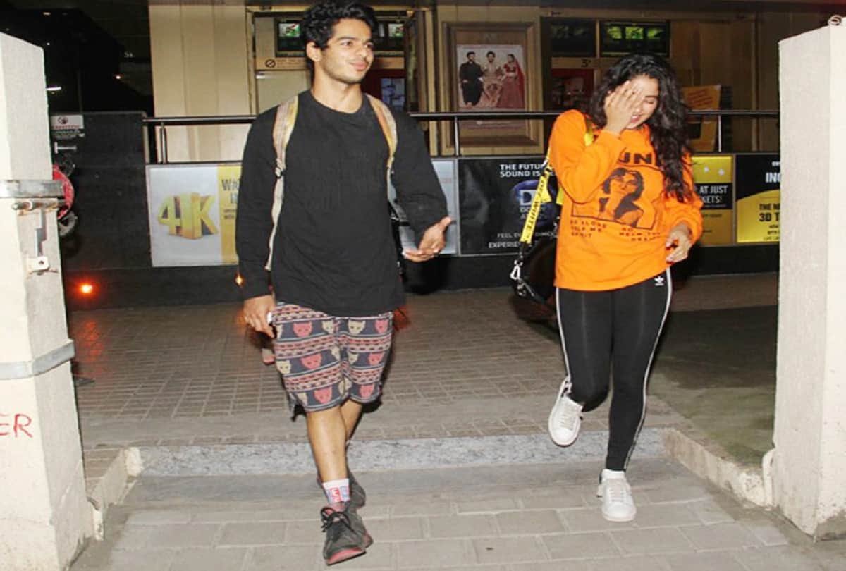 Film Dhadak Actors Ishaan Khatter And Janhvi Kapoor Spotted Together Outside Cinema Hall In Mumbai