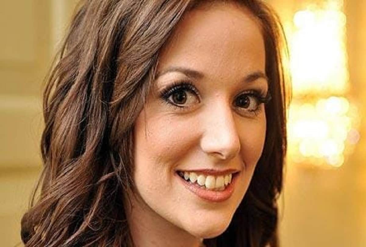 an army officer and miss england katrina hogde resign from army 